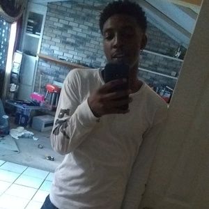 Meet your Posher, Elijah